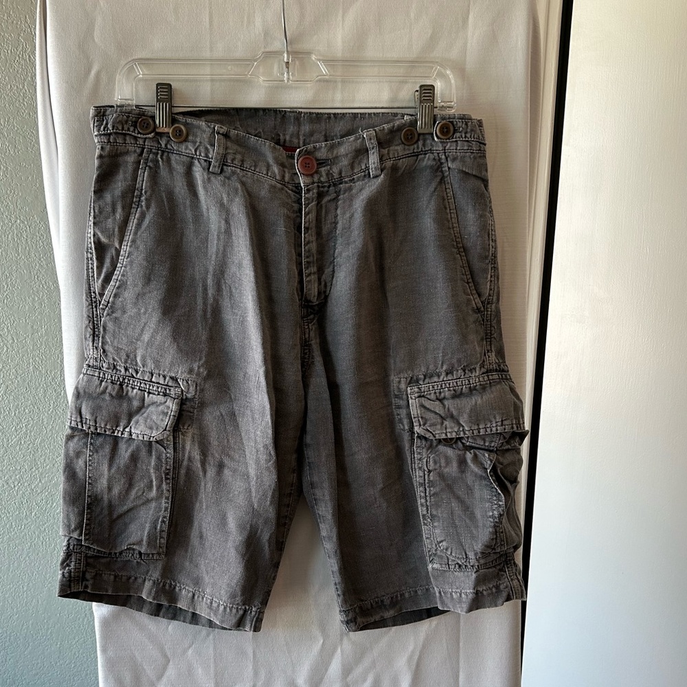 Brunello Cucinelli vintage men’s linen cargo shorts